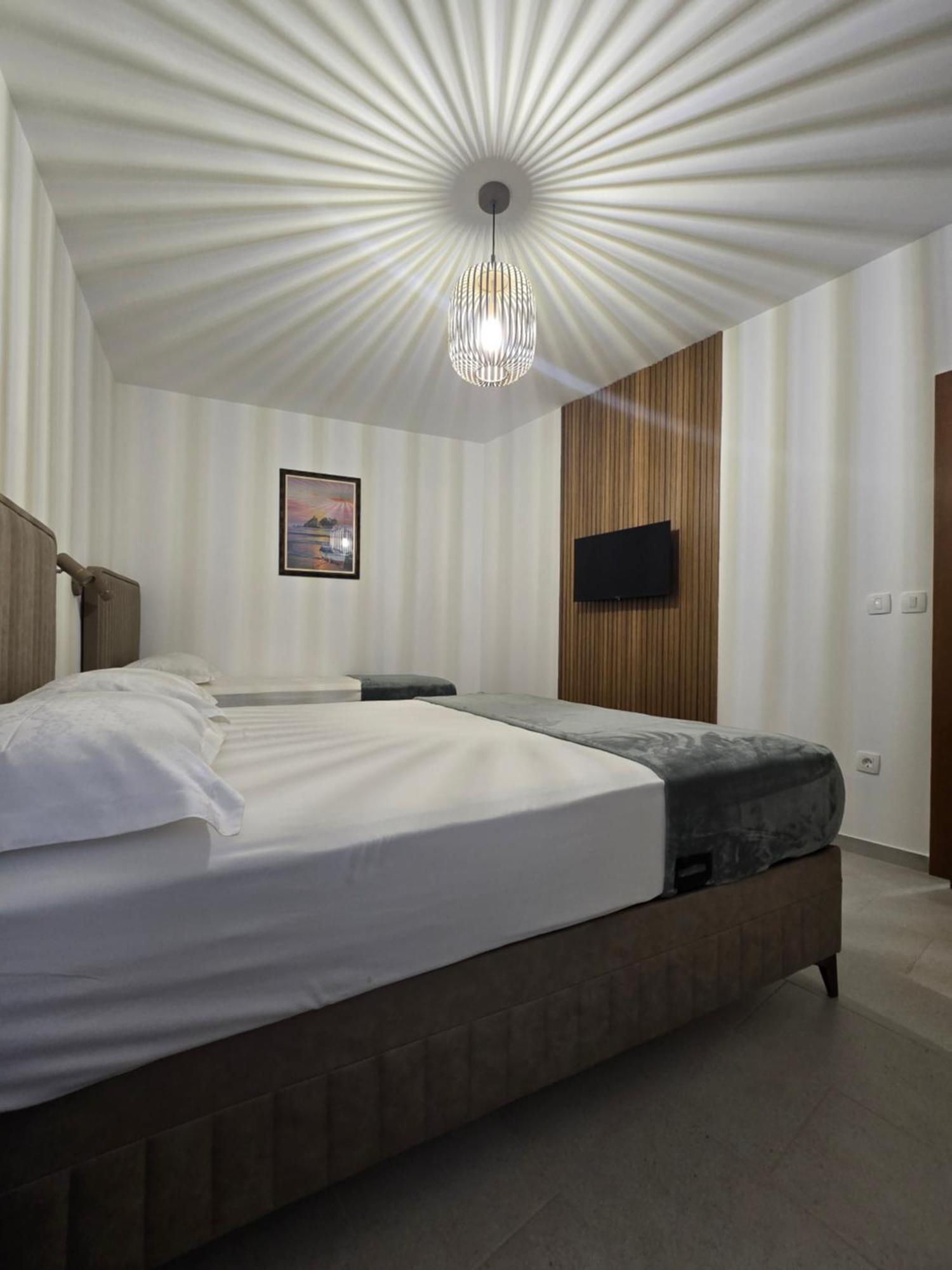 Guest House Medin Petrovazzo Esterno foto