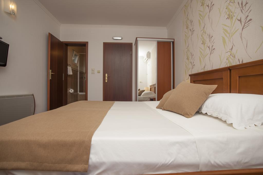 Guest House Medin Petrovazzo Esterno foto